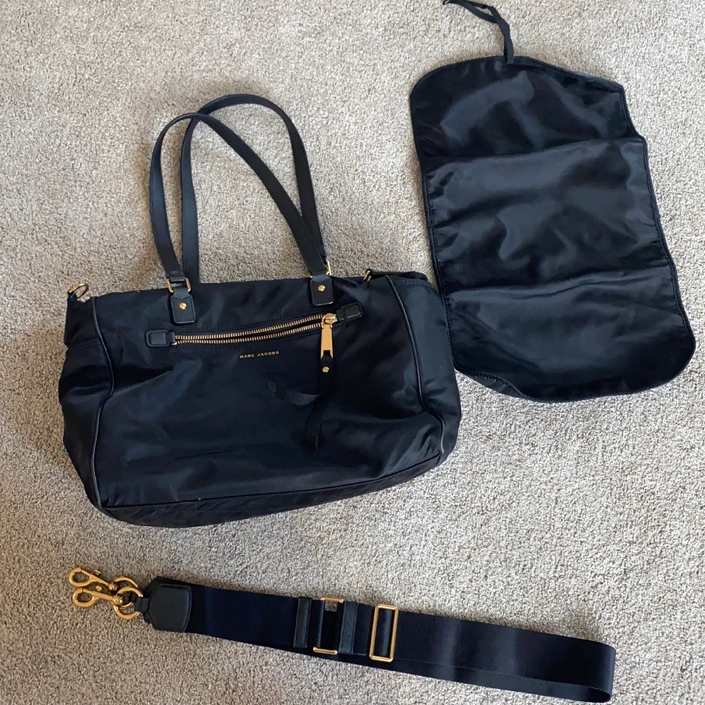 Marc jacobs diaper bag with changing pad